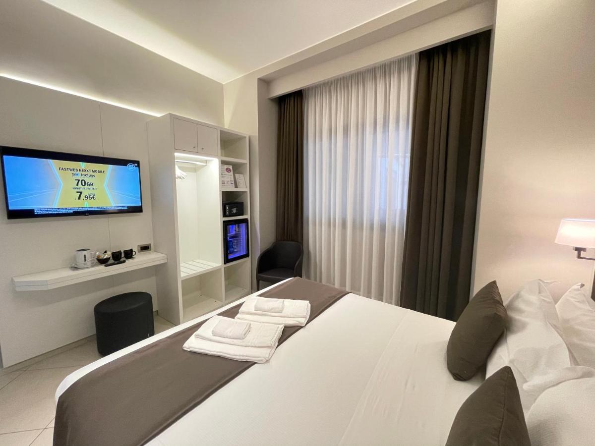 Etnea Style Catania Luxury Rooms ภายนอก รูปภาพ